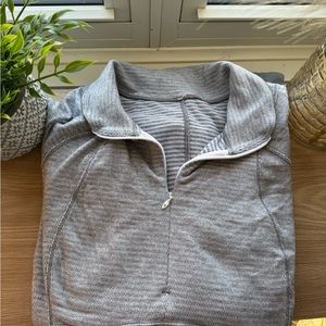 Lululemon quarter zip